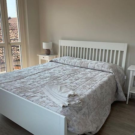 Suite De Rolandis Cin Itoo5Oo5C22Cdbezny Asti Buitenkant foto